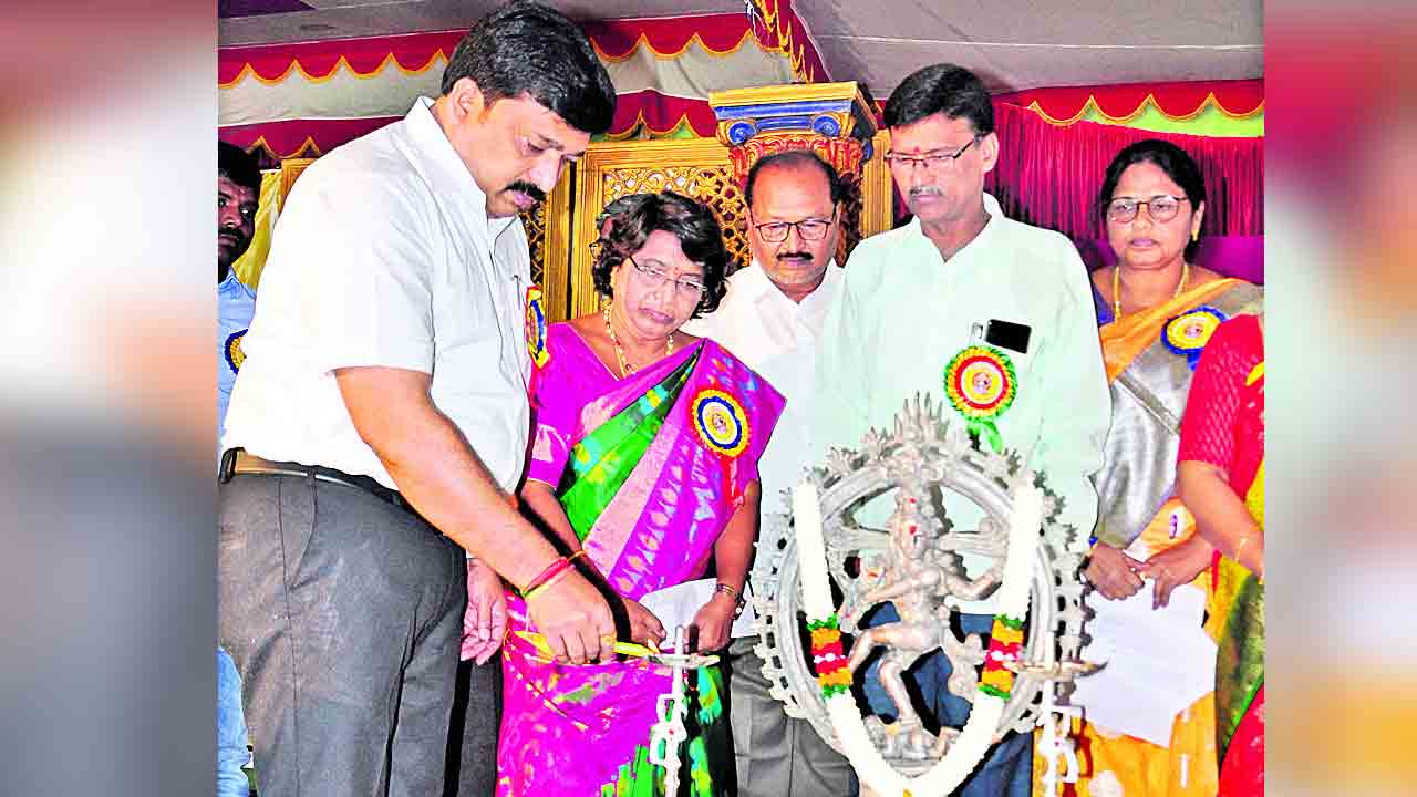 అలరించిన ‘కళా ఉత్సవం’