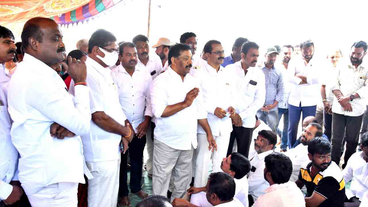 ప్రమాదకర రసాయన పరిశ్రమలను మూసివేయిస్తా