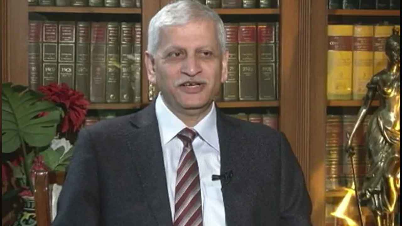 రిజిజుకు మాజీ సీజేఐల కౌంటర్‌