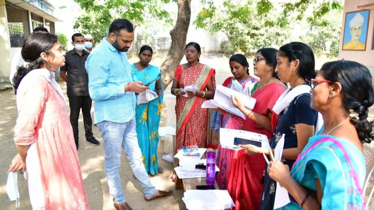 అర్హులంతా ఓటరుగా నమోదు చేసుకోవాలి