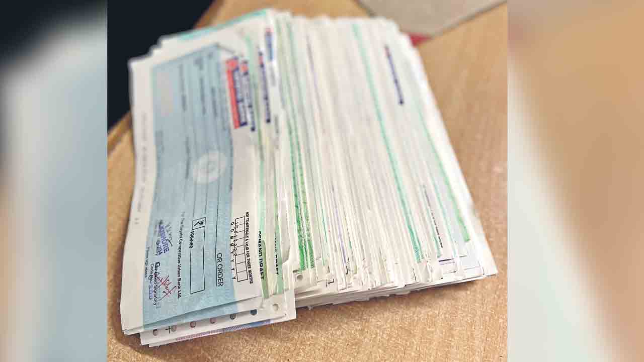 సిద్దిపేట ఆర్టీవోలో విజిలెన్స్‌ తనిఖీలు