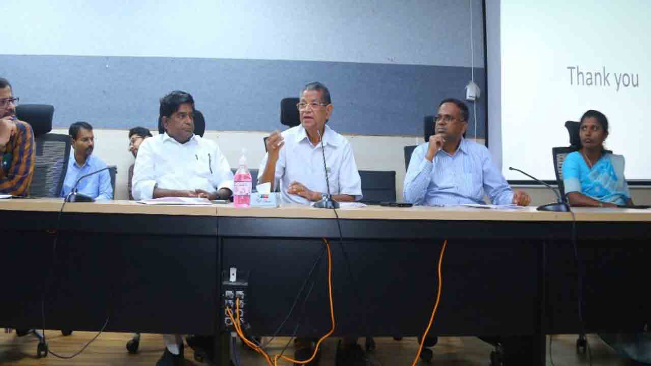 అభివృద్ధిలో స్థానికతకు ప్రాముఖ్యత