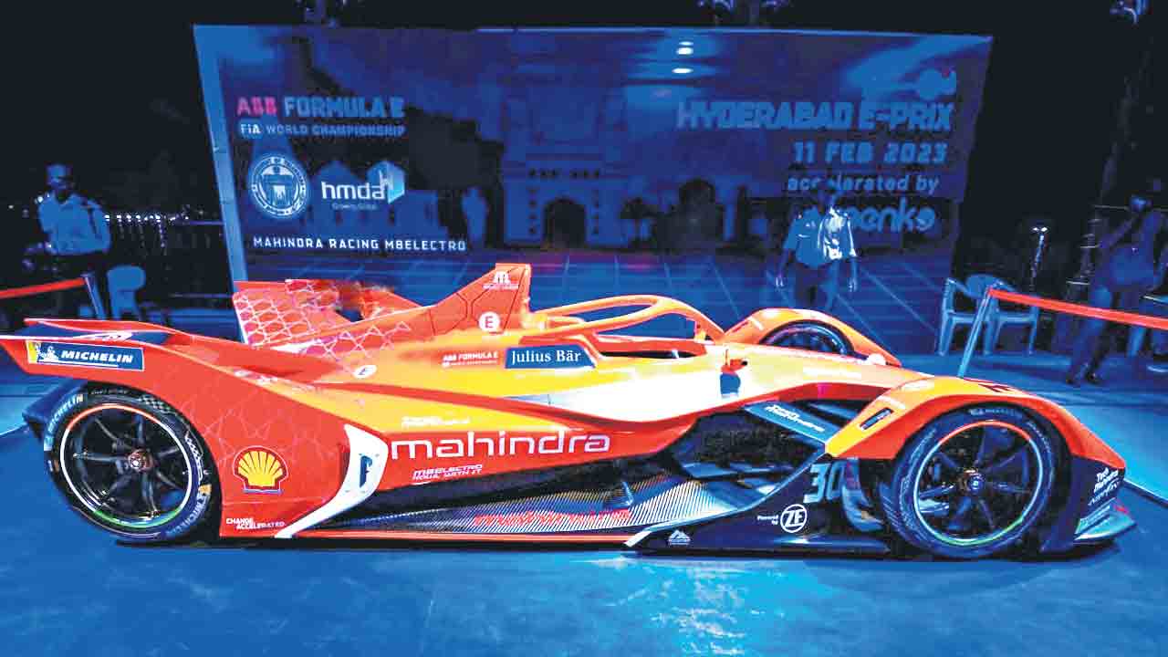 సాగర్‌ తీరం.. సౌందర్య హారం