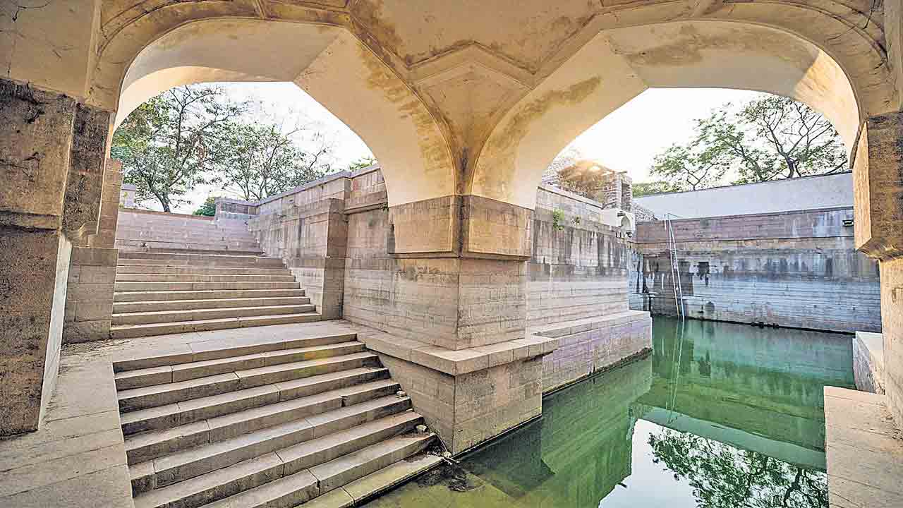 నగర బావులకువిశ్వఖ్యాతి