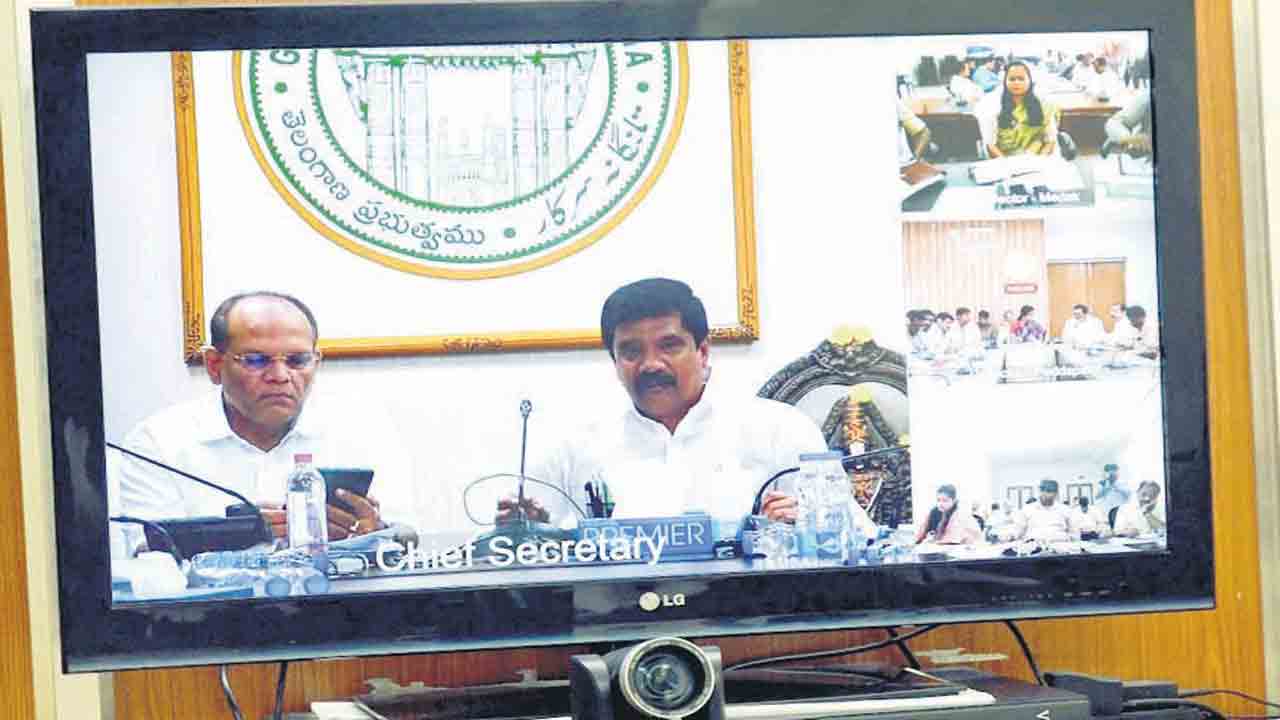 ‘డబుల్‌’ ఇండ్ల పంపిణీకి ఏర్పాట్లు చేయాలి