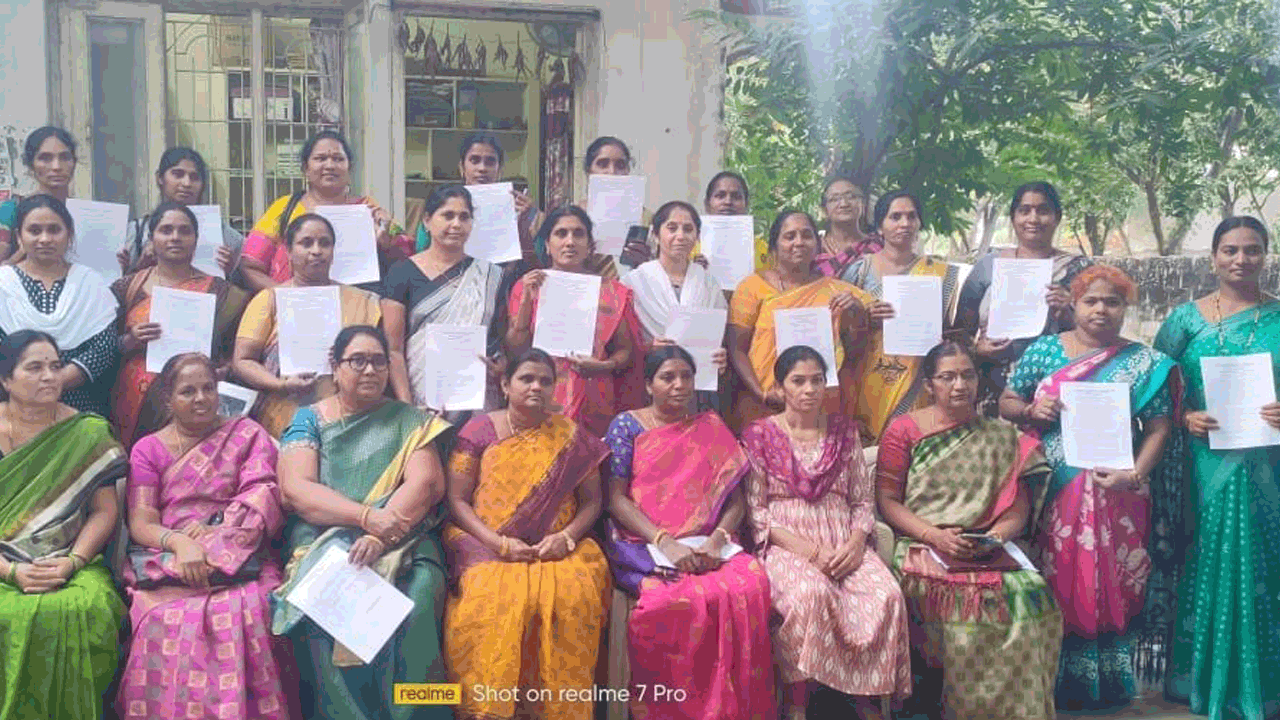 జిల్లాలో సత్తాచాటిన 34 మంది అంగన్‌వాడీలు