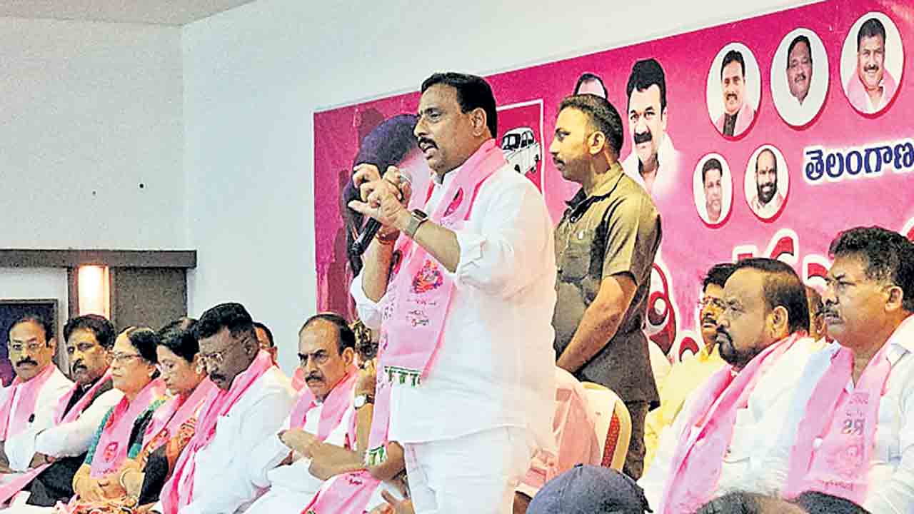 పార్టీకి కార్యకర్తలే బలం