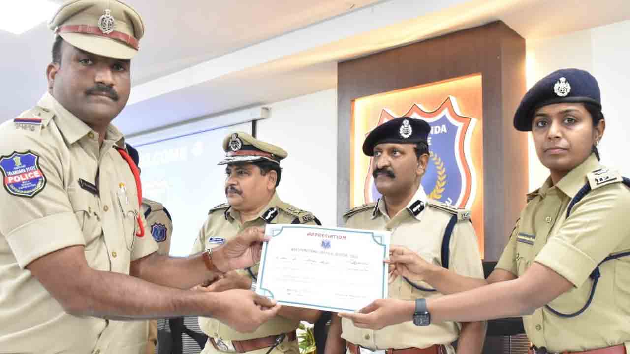 ఉత్తమ సేవలకు గుర్తింపు