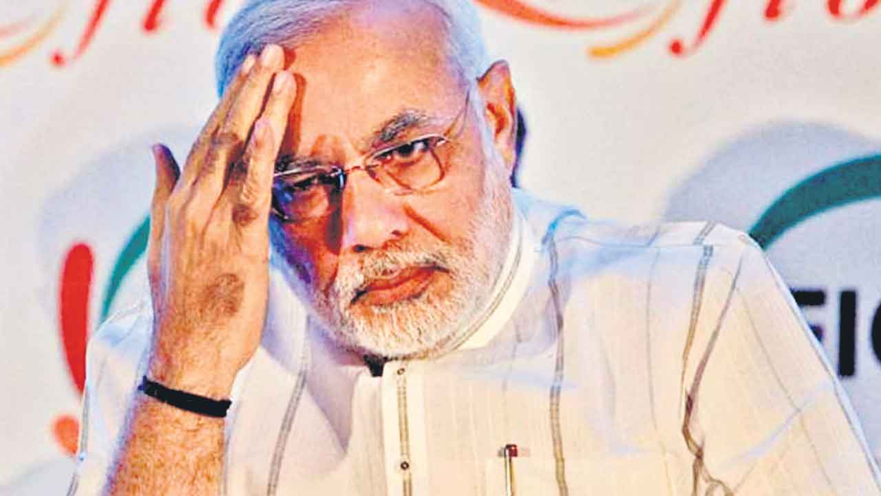 గుజరాత్‌లో గెలుపు తప్పనిసరి లేదంటే.. బీజేపీ అస్థిత్వానికే ముప్పు