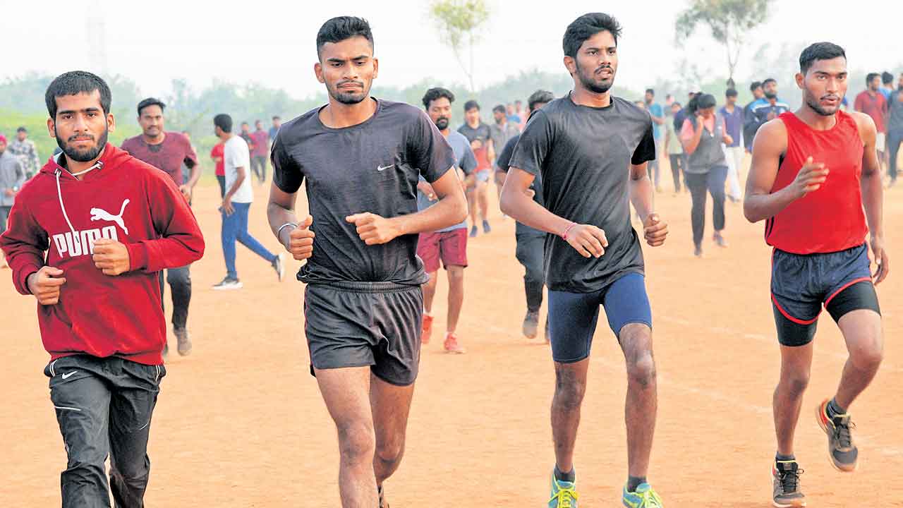 ‘రికార్డు’ మార్చలేరు!