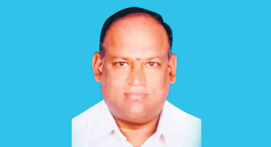 రోడ్డు ప్రమాదంలో టీఆర్‌ఎస్‌ నేత మృతి