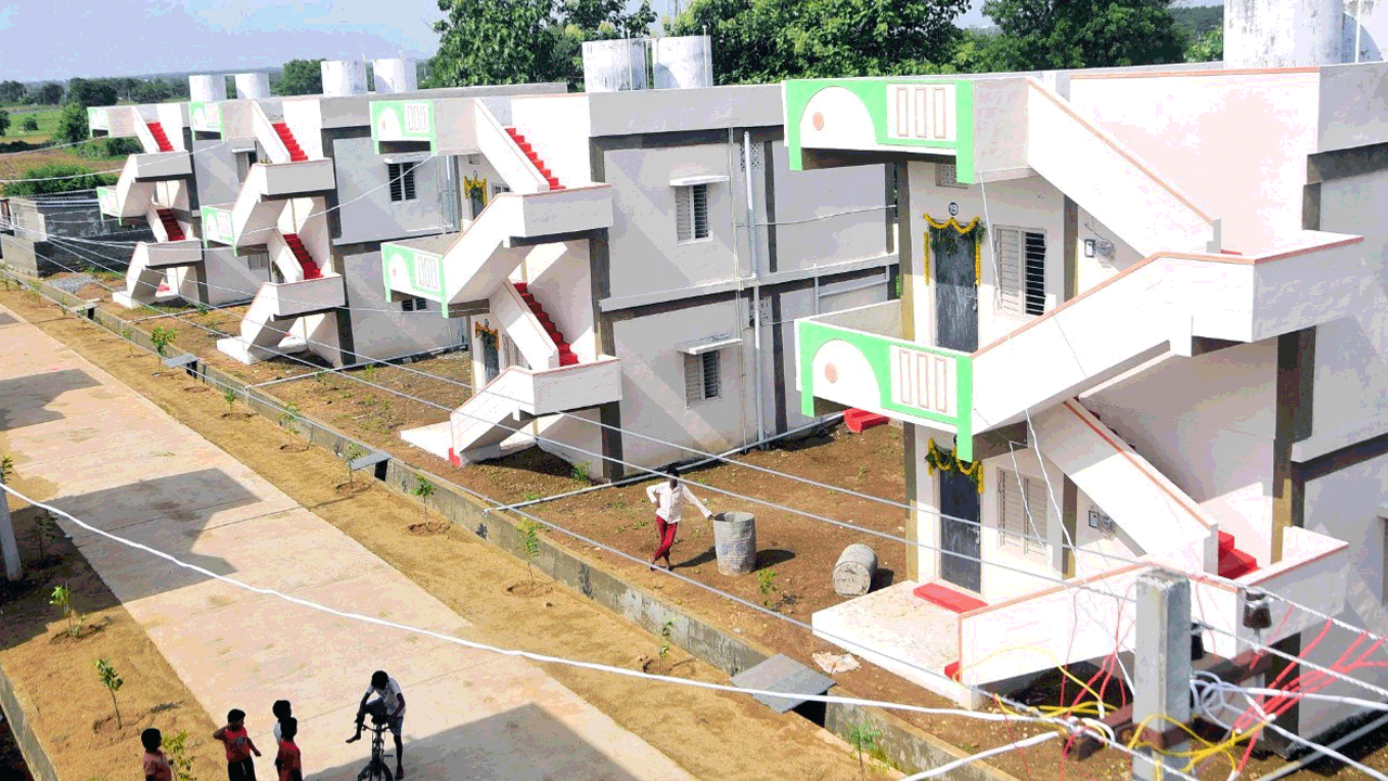 ఆదర్శం నగరం సుందర ఖమ్మం