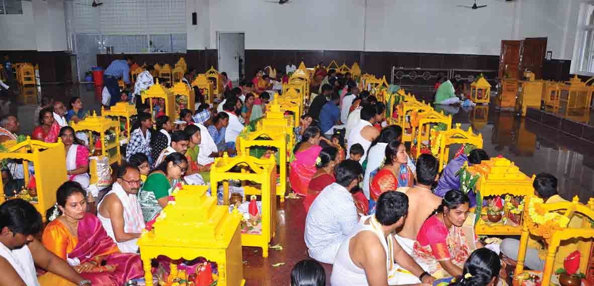 యాదాద్రిలో వైభవంగా నిత్యోత్సవాలు