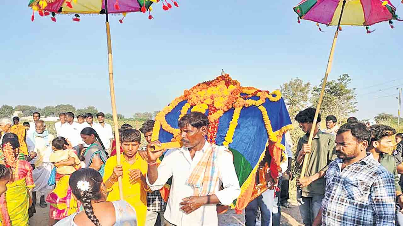 వైభవంగా మల్లన్న జాతర