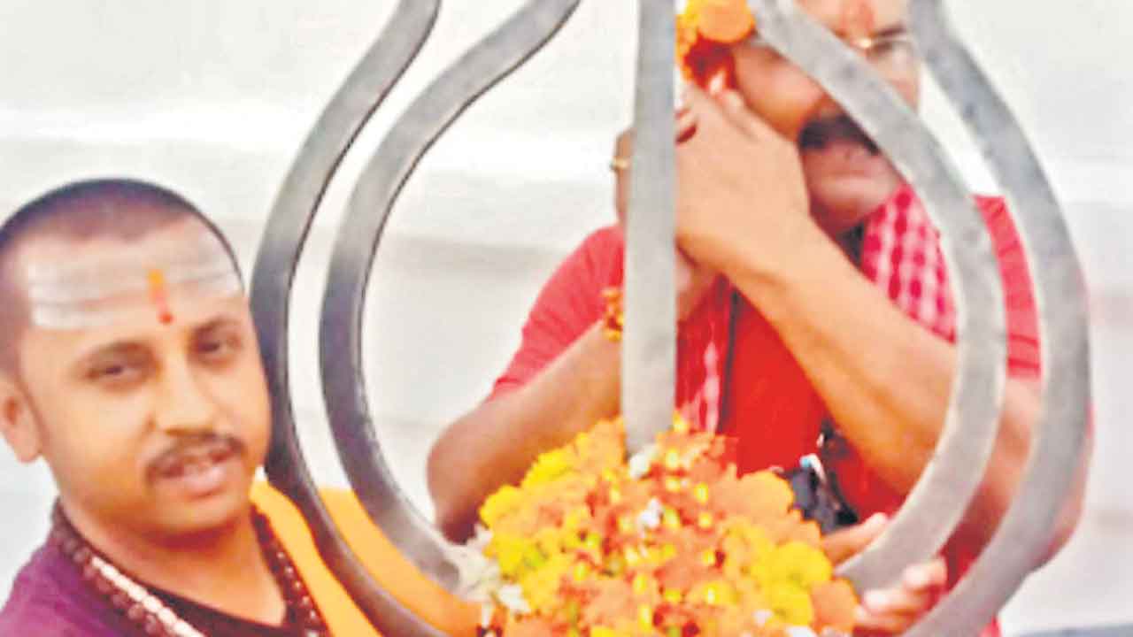 ఆ నలుగురు ఎమ్మెల్యేలకు బెదిరింపులు