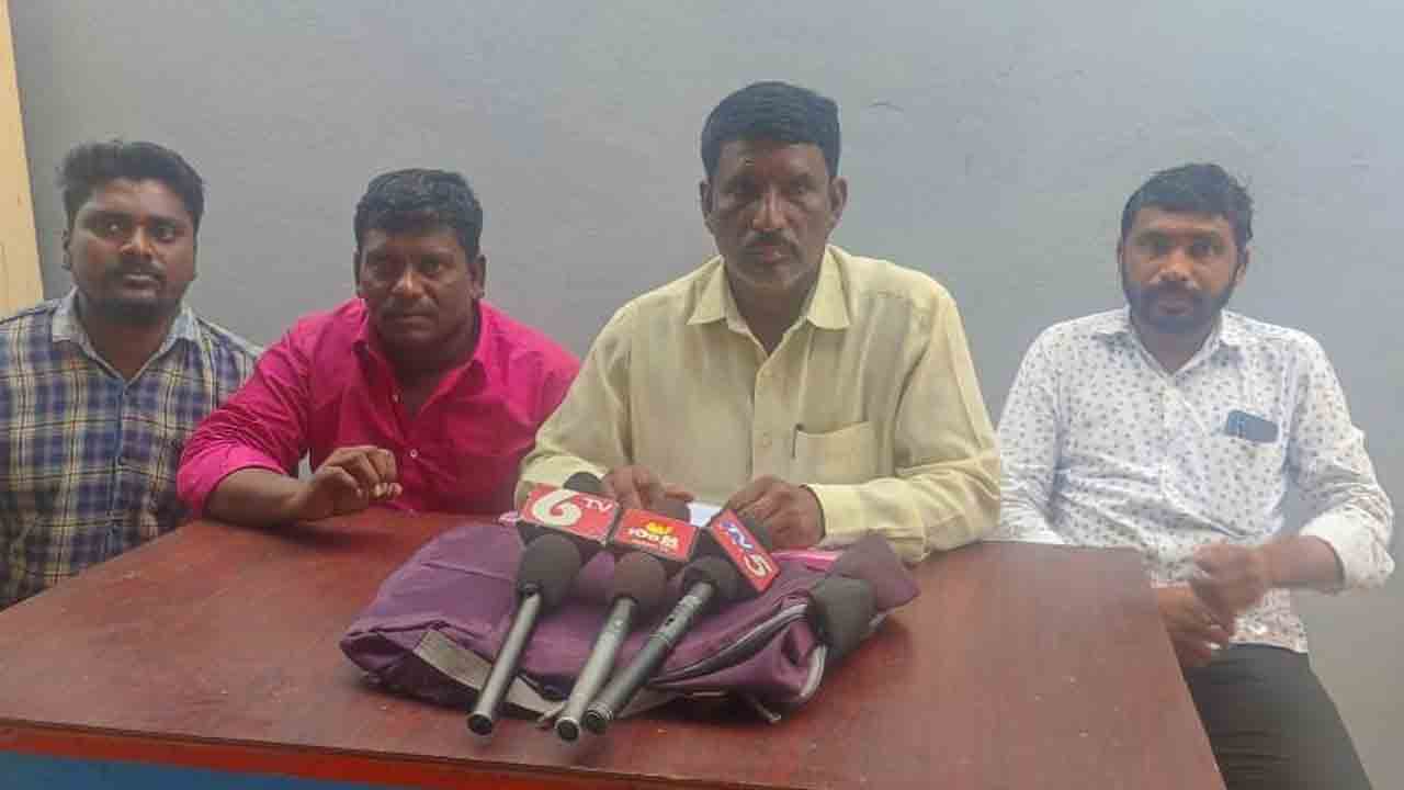 దళితబంధుపై కుట్రలు చేయొద్దు