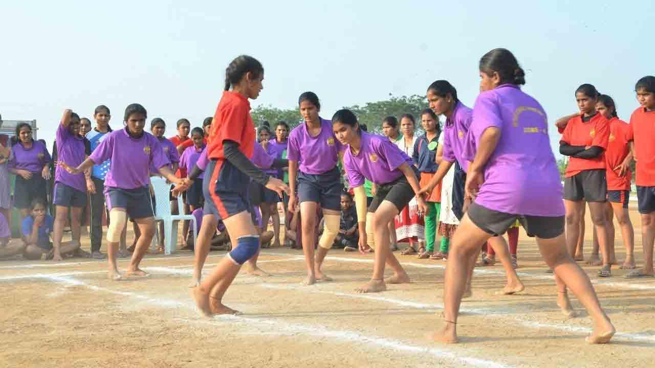 హోరాహోరీగా రాష్ట్ర స్థాయి క్రీడోత్సవాలు