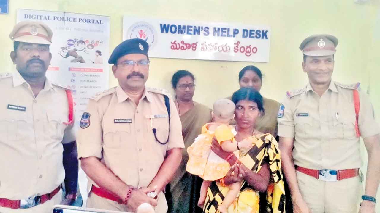 బాలిక కిడ్నాప్‌.. విక్రయం