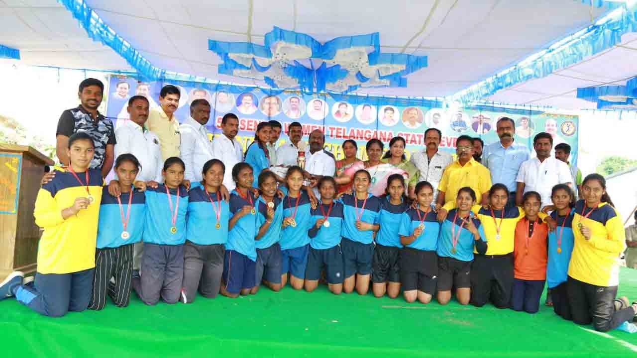 హ్యాండ్‌ బాల్‌ విజేత వరంగల్‌