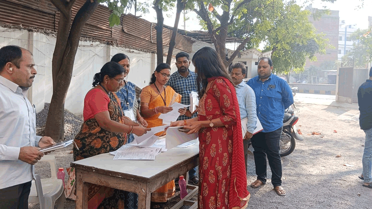 ఊరూరా ఓటరు నమోదు