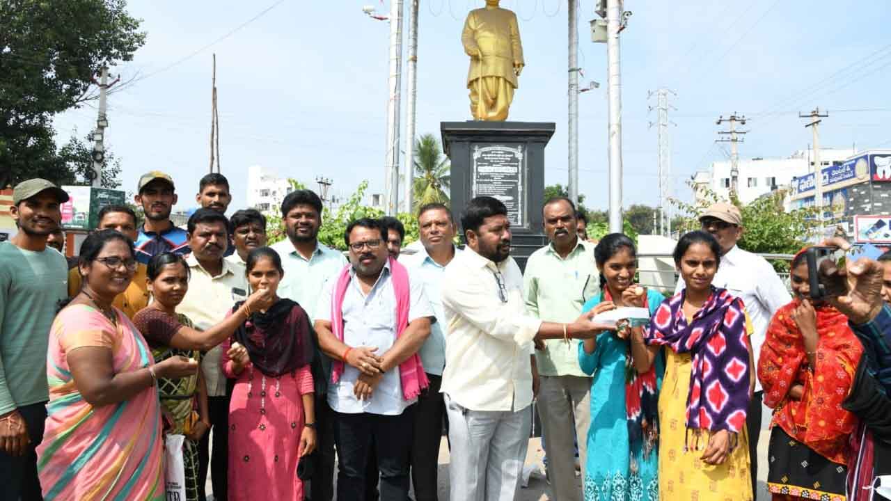 గిరిజనోత్సాహం