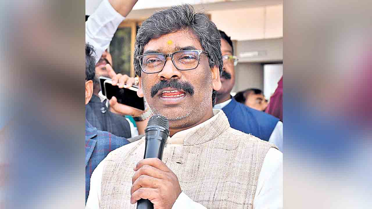 నేను సీఎంని.. పారిపోతానా?