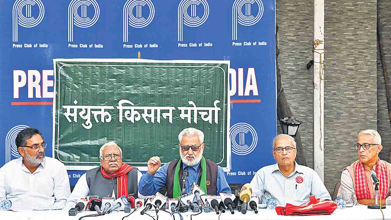 26న రైతుల రాజ్‌భవన్‌ మార్చ్‌