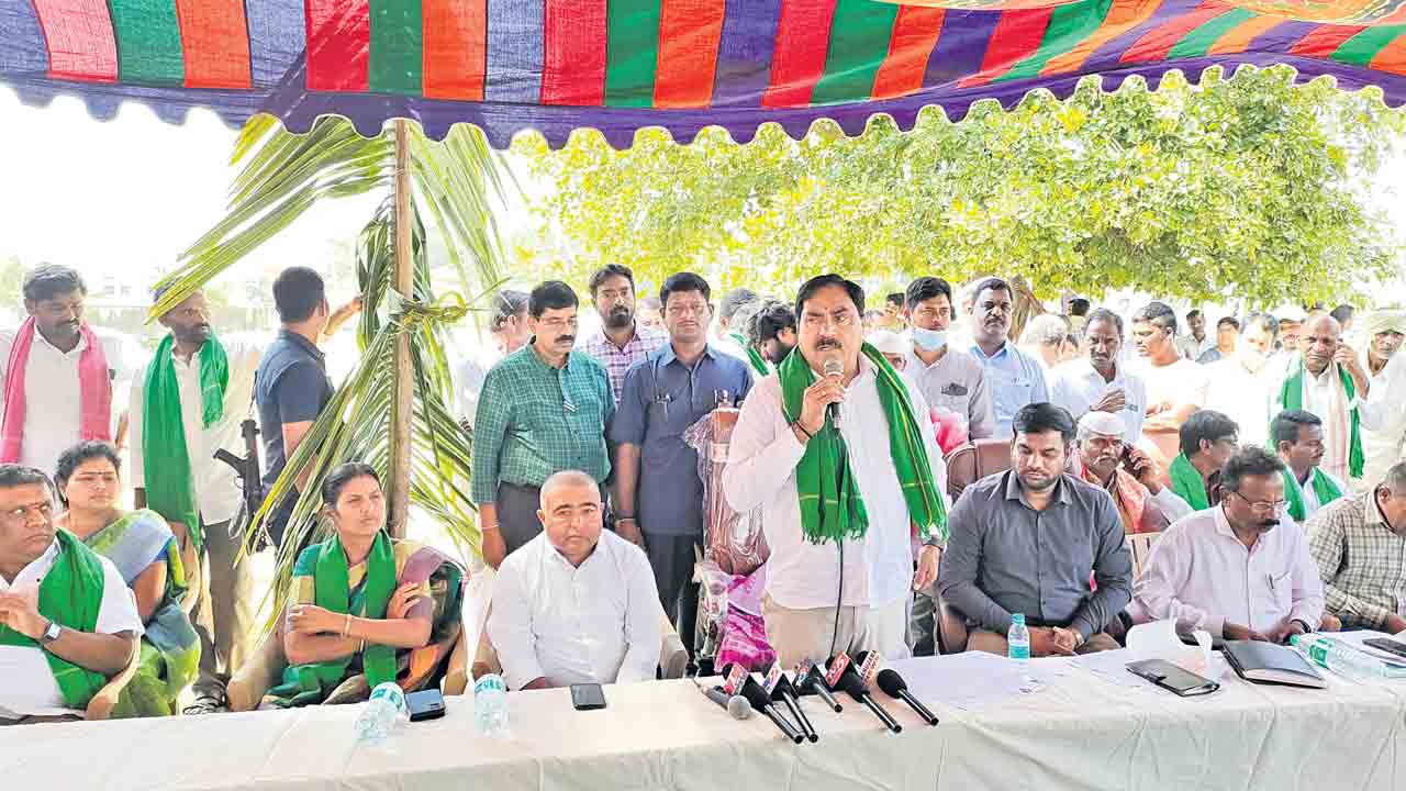 పారదర్శకంగా దళితబంధు