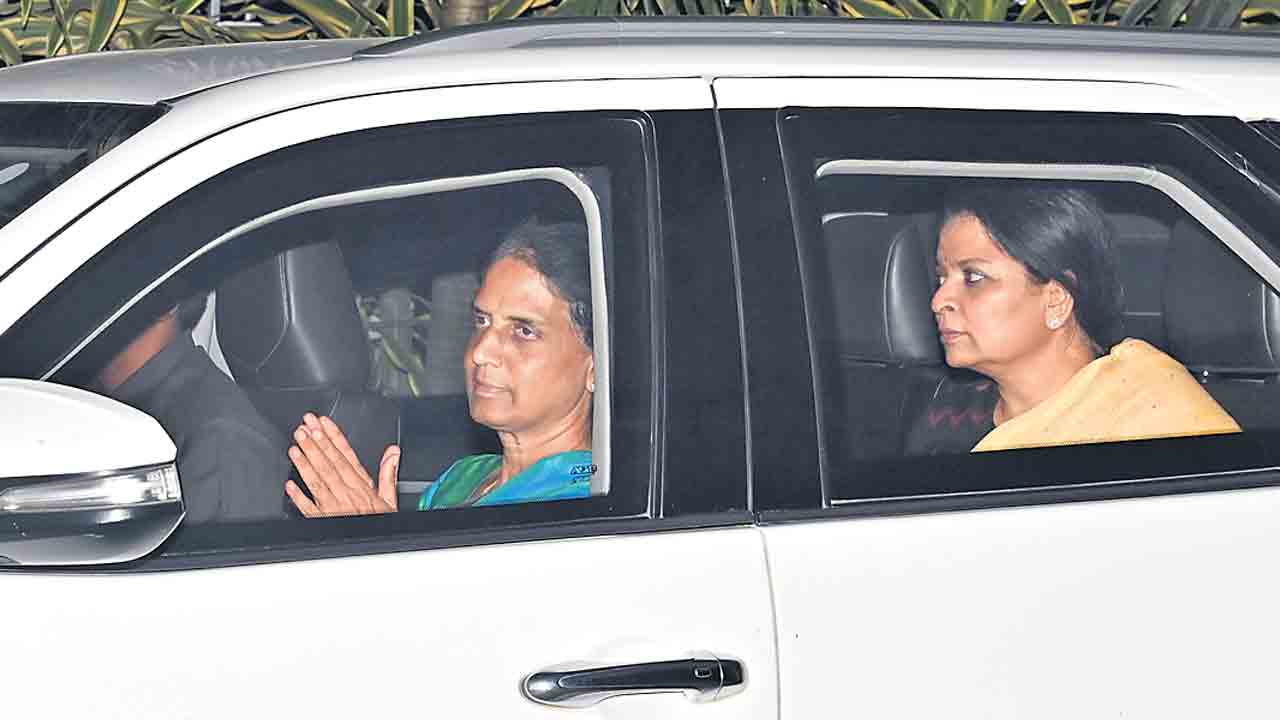 యూజీసీ నిబంధనల ప్రకారమే నియామకాలు