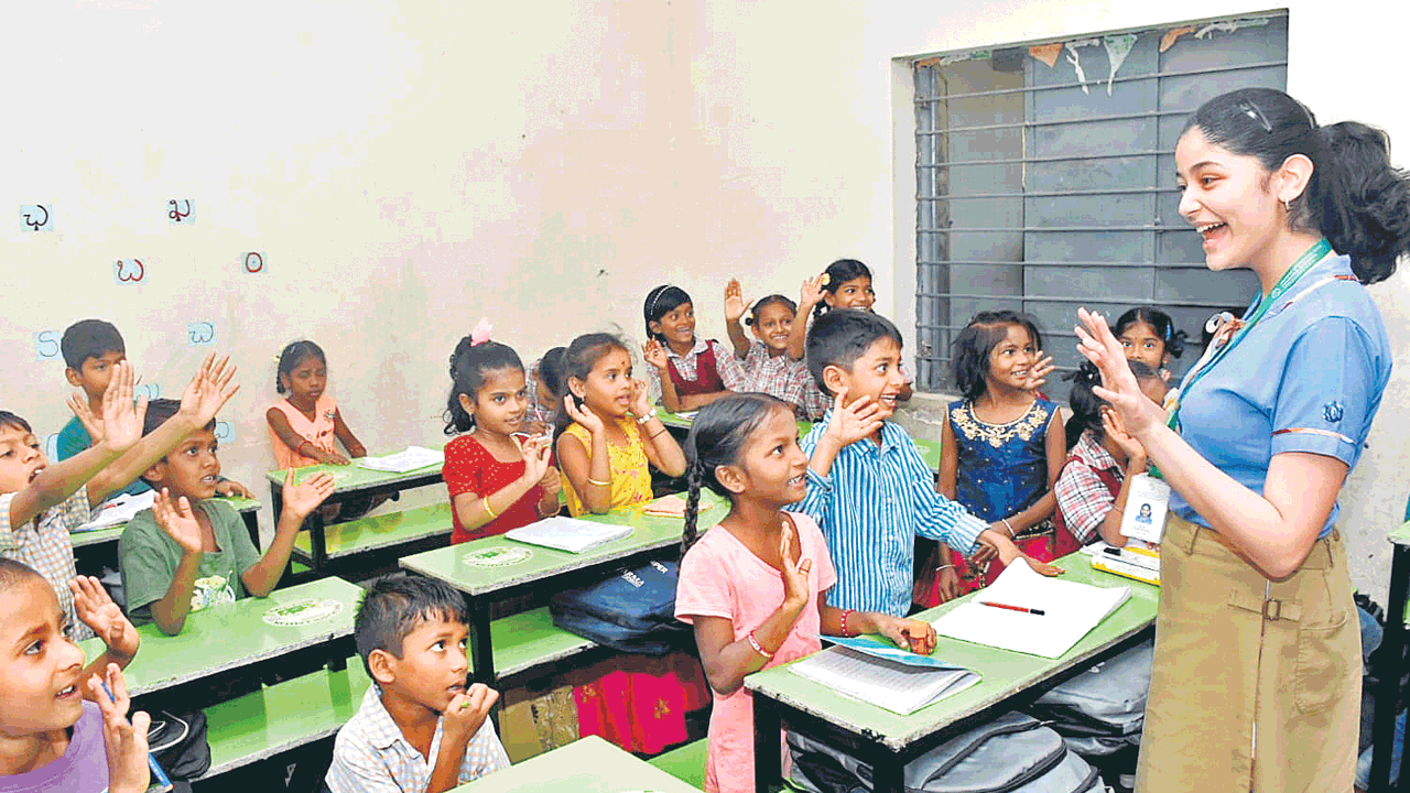 అనాహిత.. సమాజ హిత