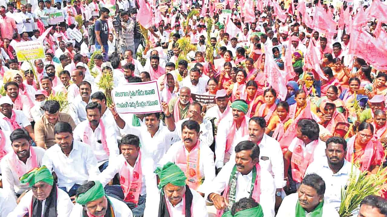 బుద్ధి జీవుల గుండెలు మండుతున్నయ్‌