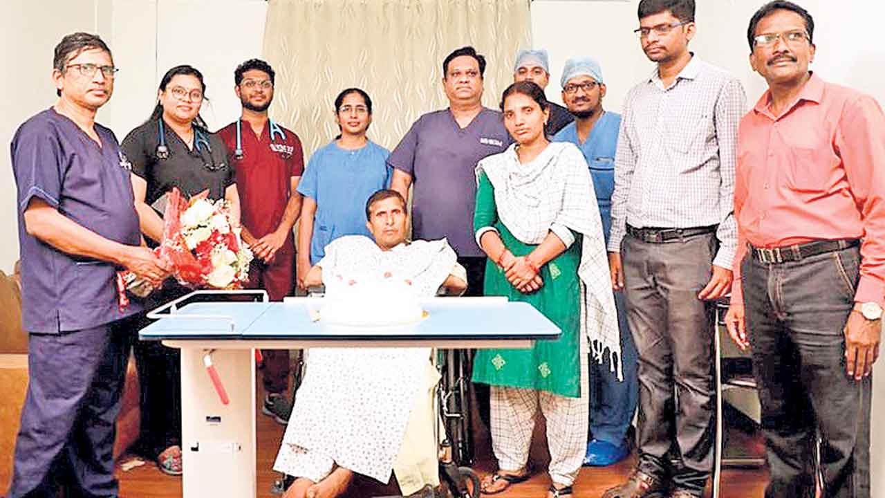 కేర్‌ ఆస్పత్రిలో అరుదైన శస్త్ర చికిత్స