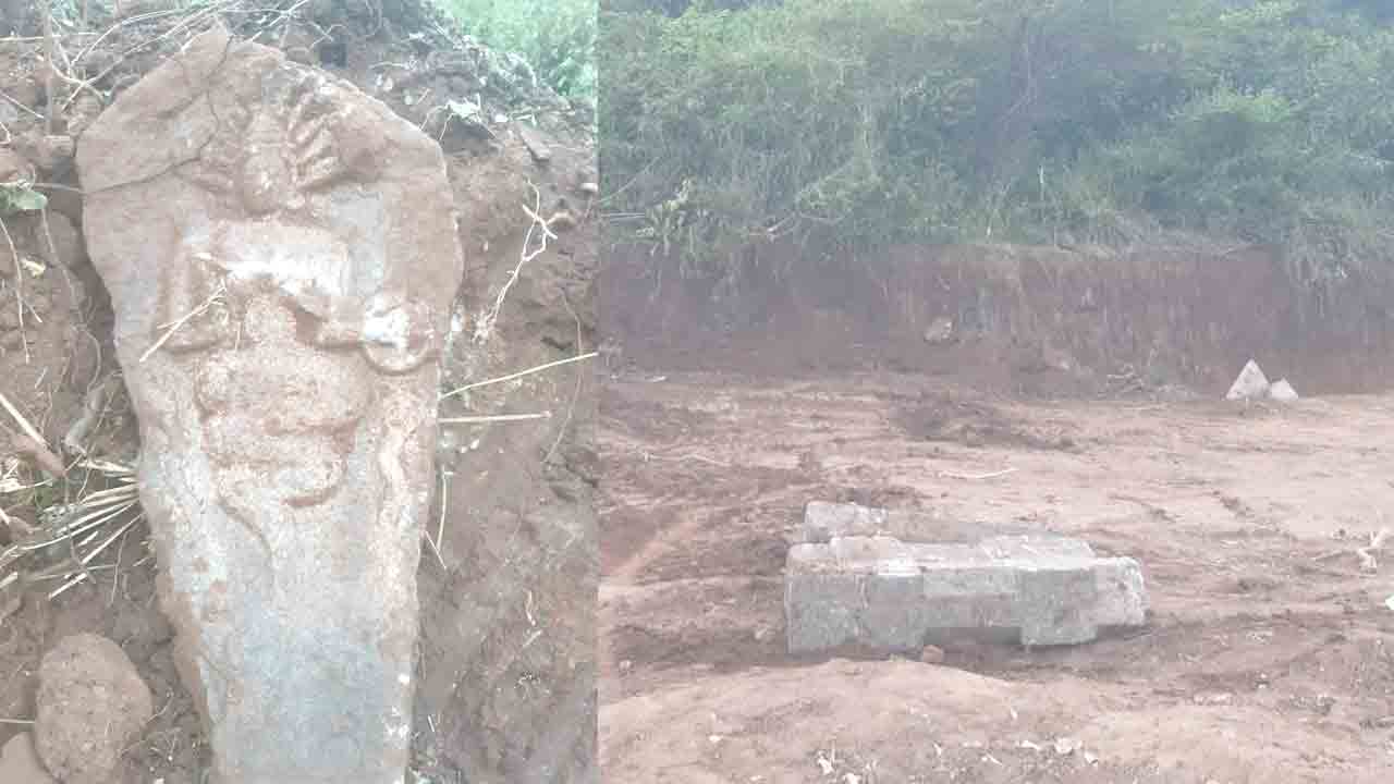 తురకల గుట్టలో దేవుని విగ్రహాలు