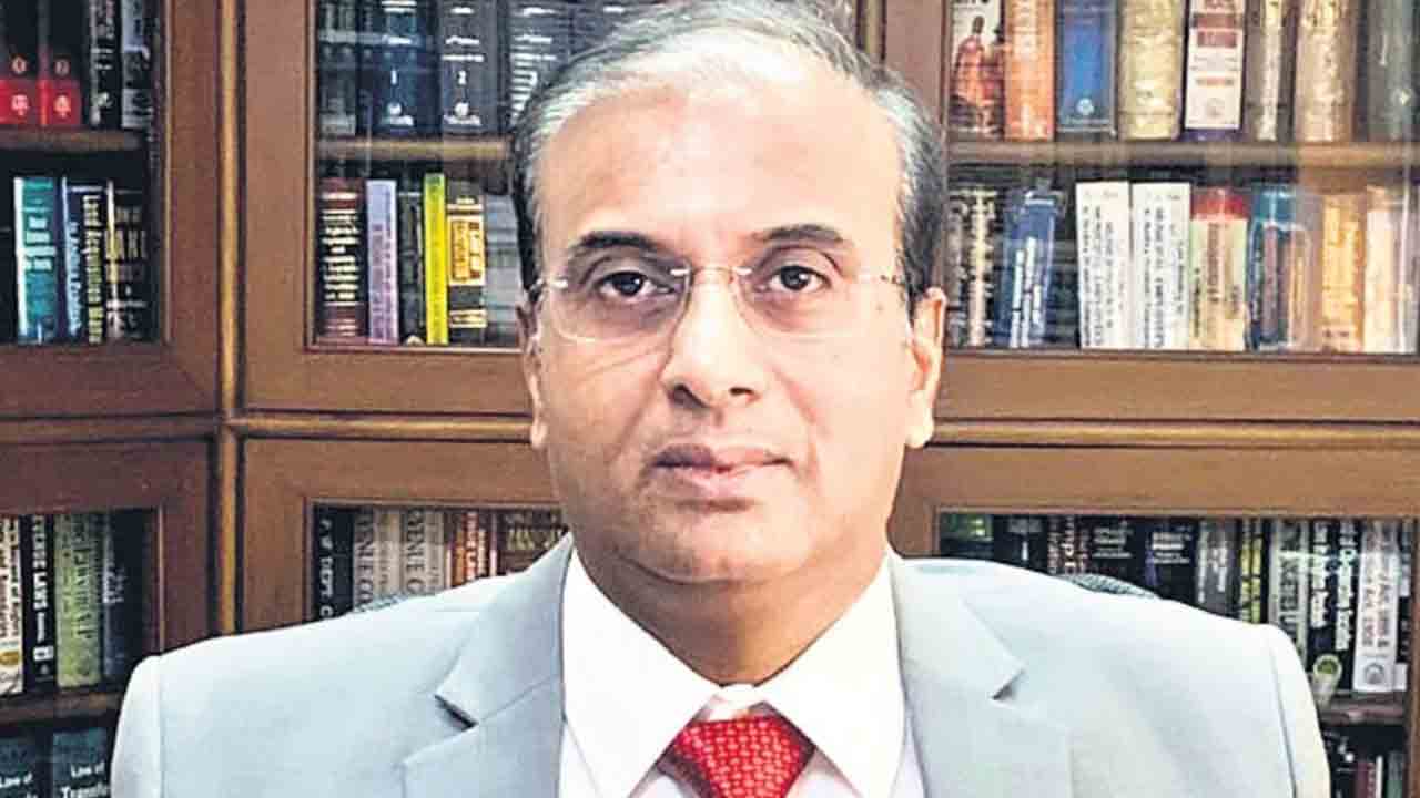 సిట్‌ ముందుకు రావాల్సిందే!