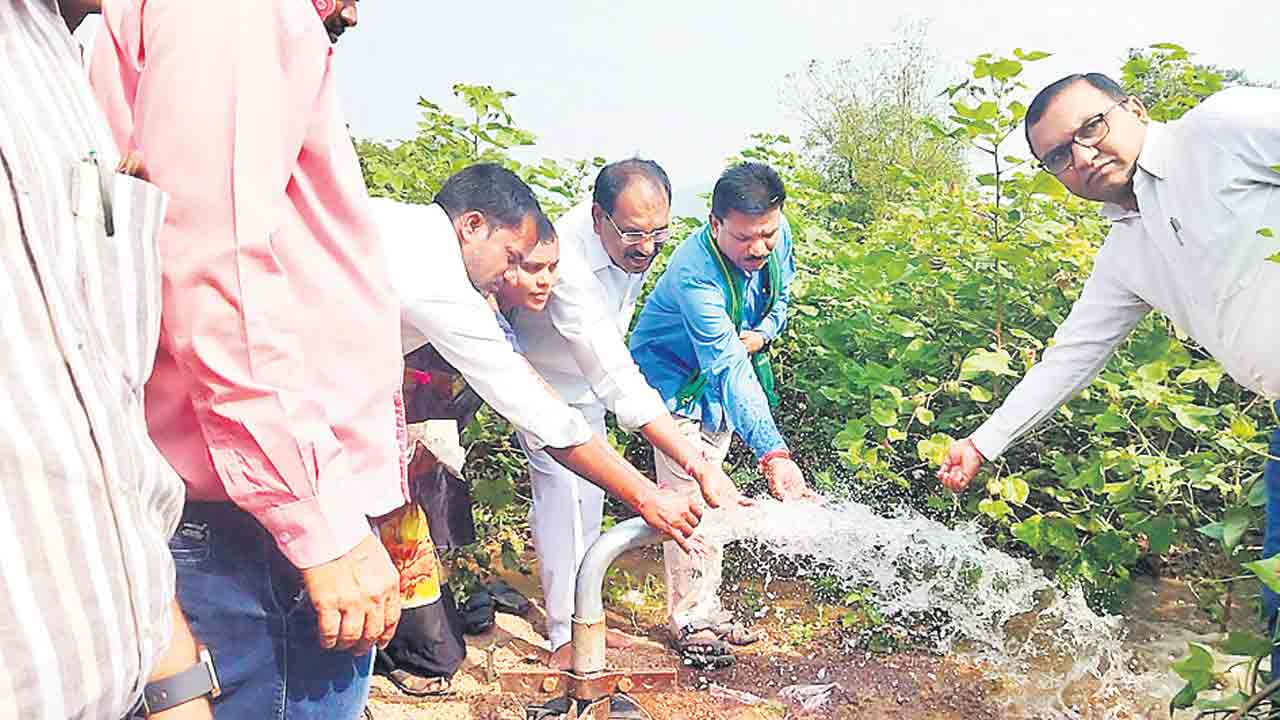 అడవి బిడ్డల అభ్యున్నతికే ‘గిరి వికాసం’