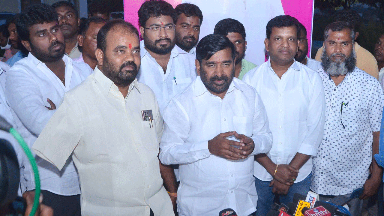 ఆటంకాలు.. అలజడి కుట్రలు