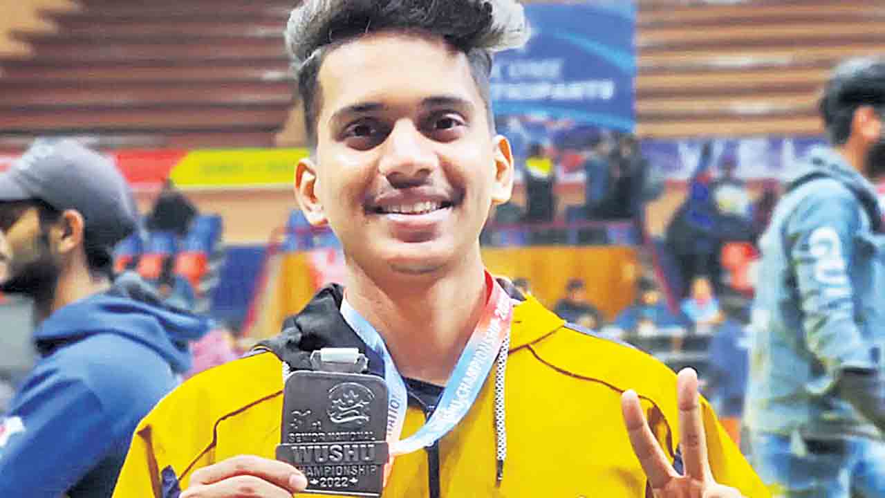 అమన్‌కు రజతం