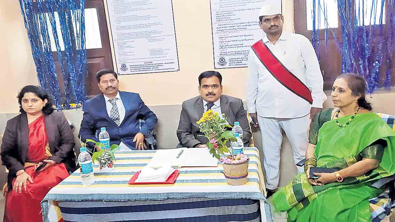 చట్టాలపై అవగాహన అవసరం