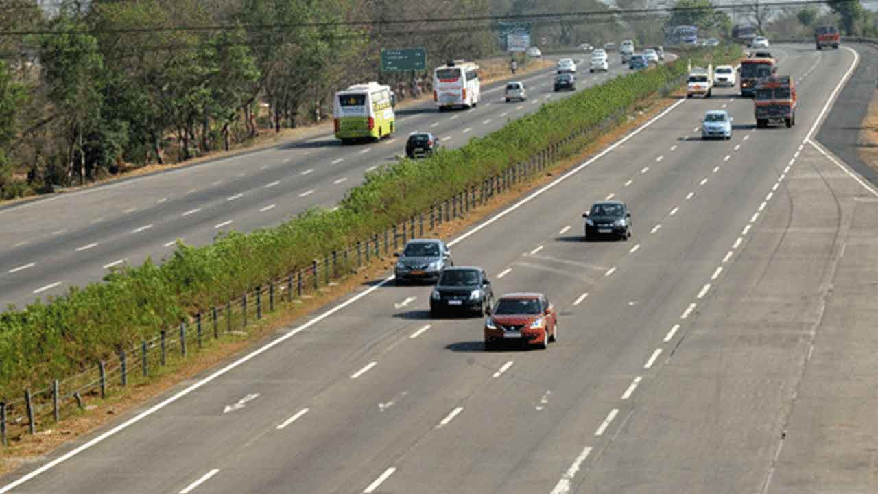 573 కోట్లతో జాతీయ రహదారుల విస్తరణ