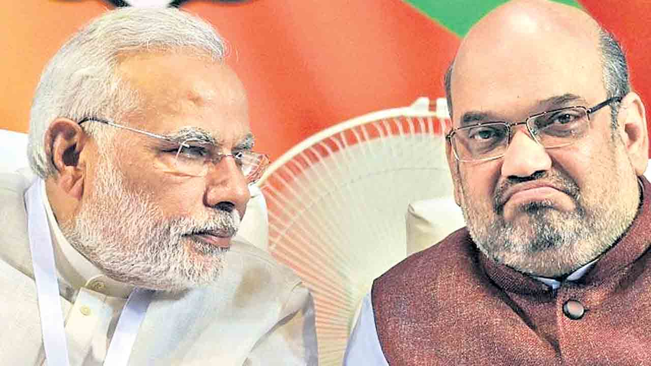 గుజరాత్‌లో గట్టెక్కేదెలా.. బీజేపీ శ్రేణుల్లో తీవ్ర నైరాశ్యం