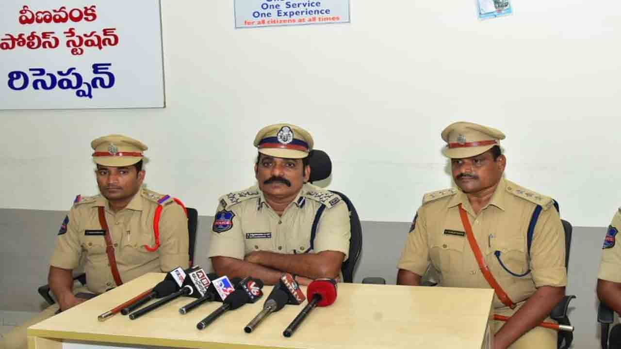 అసత్య ప్రచారం చేస్తే కఠిన చర్యలు