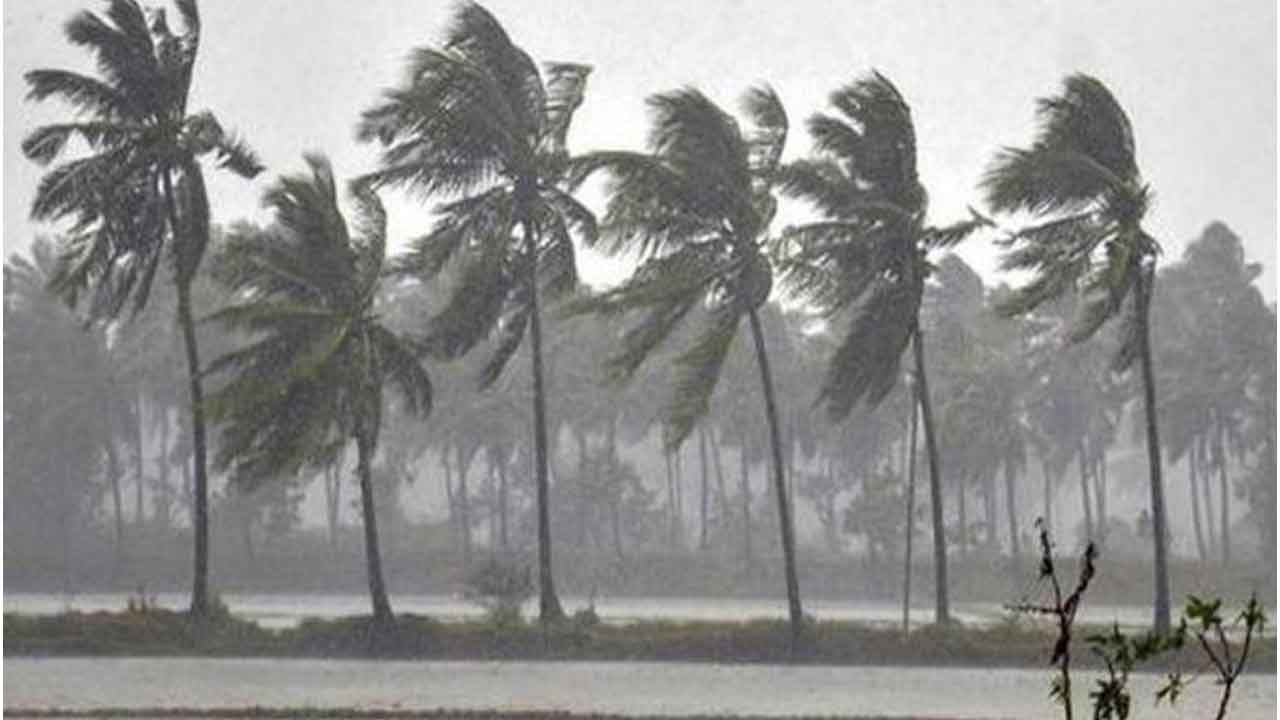 రాగల 48 గంటల్లో ఏపీలోని పలు ప్రాంతాల్లో భారీ వర్షాలు