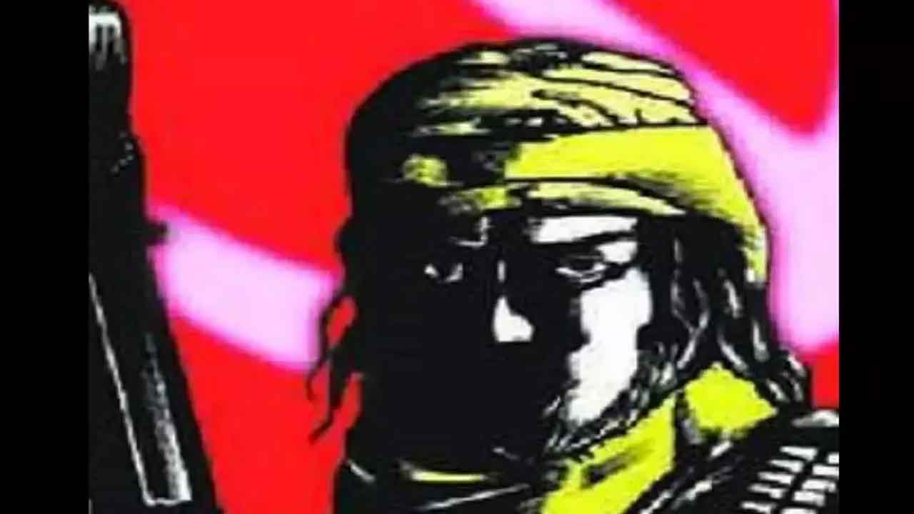 నెల్లూరు జిల్లాలో మావోయిస్టు ఏసీఎం లొంగుబాటు