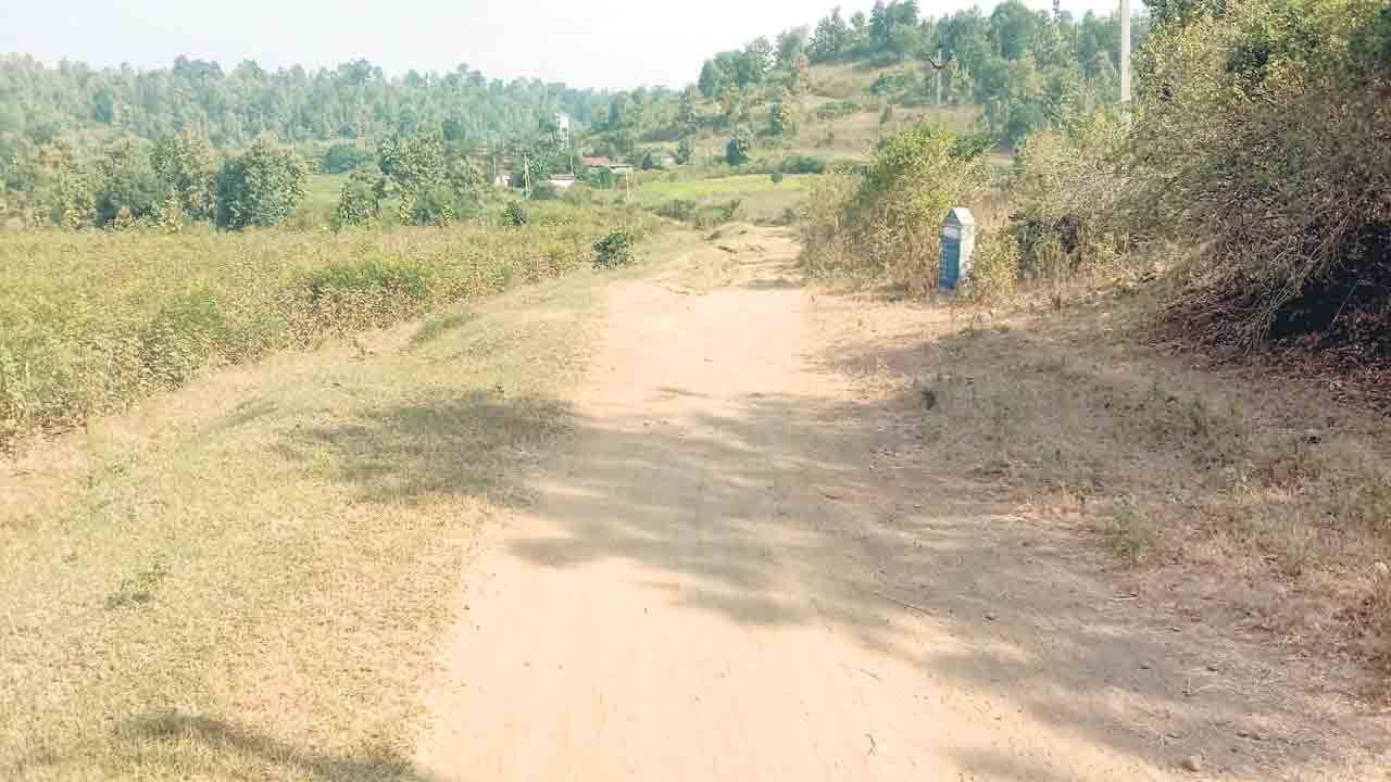 గిరి గ్రామాలకు రహదారి