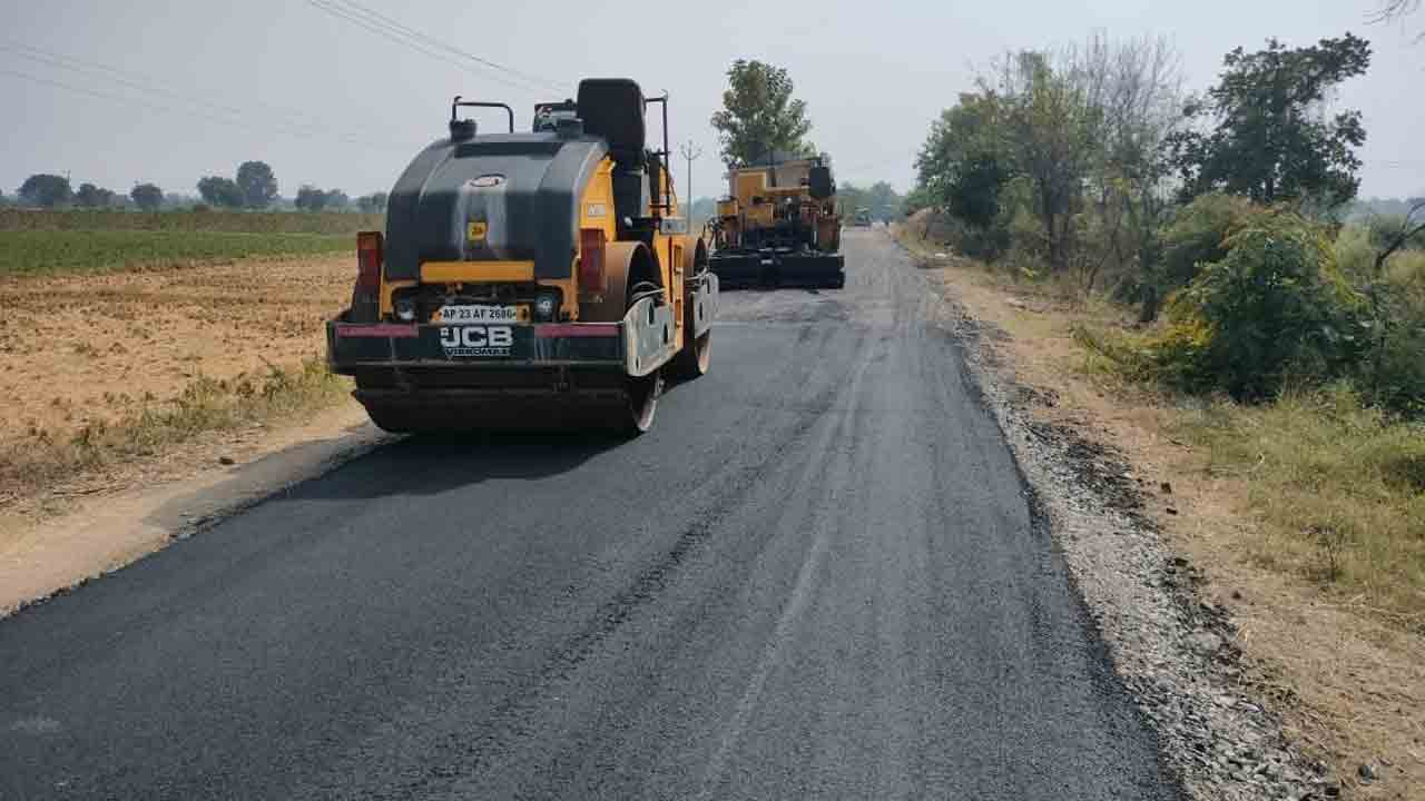 రాస్తా.. తీరిన అవస్థ