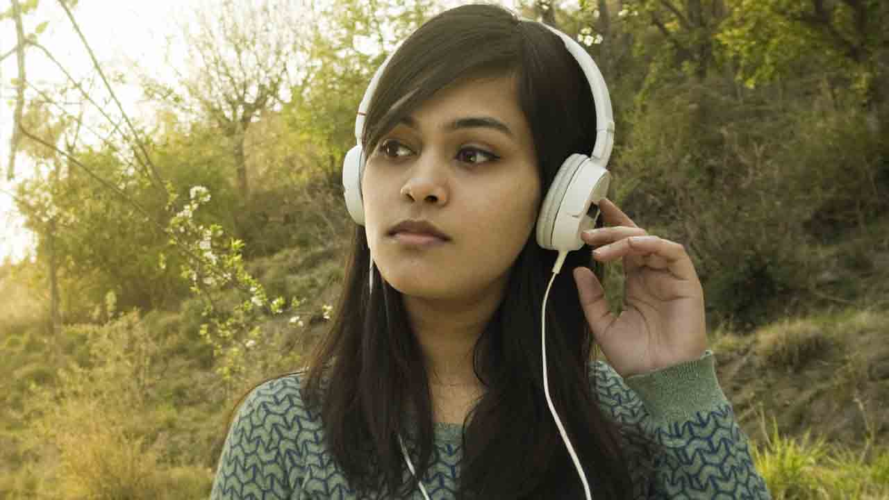 హెడ్‌ఫోన్స్‌తో వినికిడి లోపం