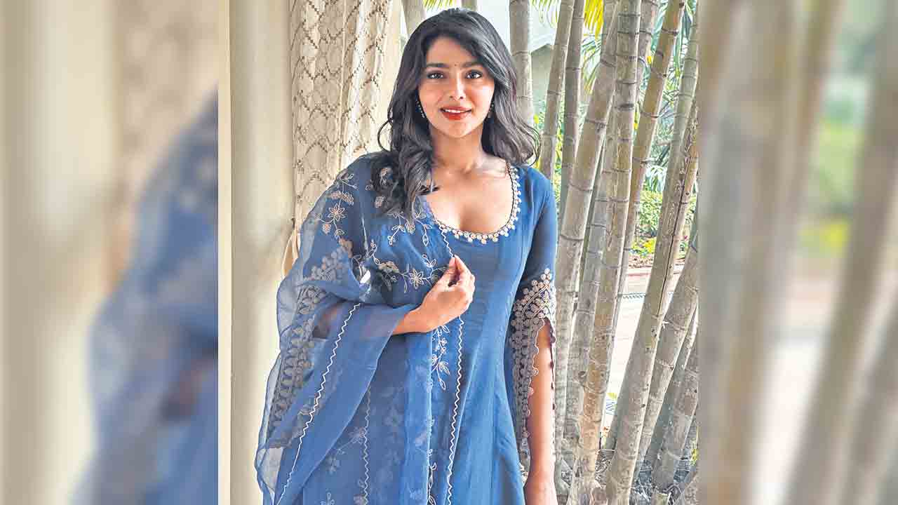 కథల ఎంపికలో తొందర లేదు!