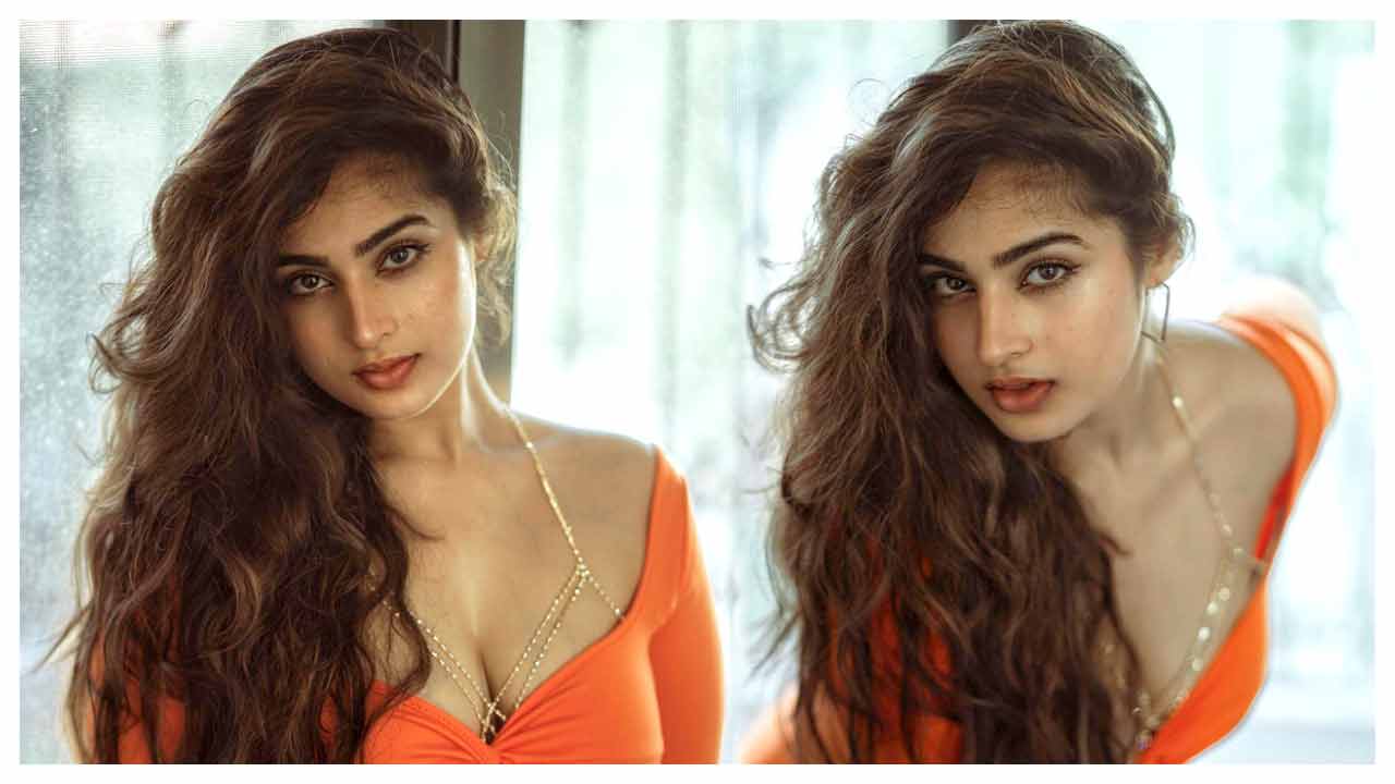 Ayesha Khan | కాటుక కనులతో మత్తెక్కిస్తున్న ఆయేషా ఖాన్‌..