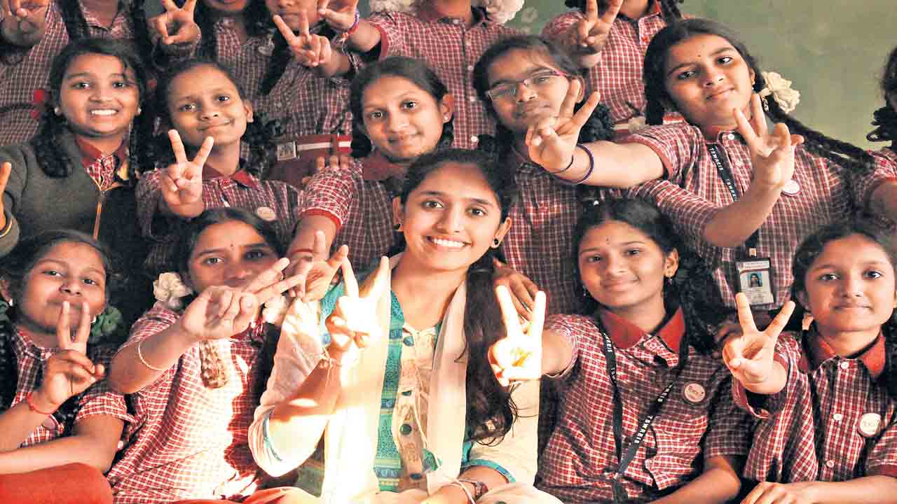 ఆడపిల్లల గొంతుక.. అందరికీ వినిపించాలని!