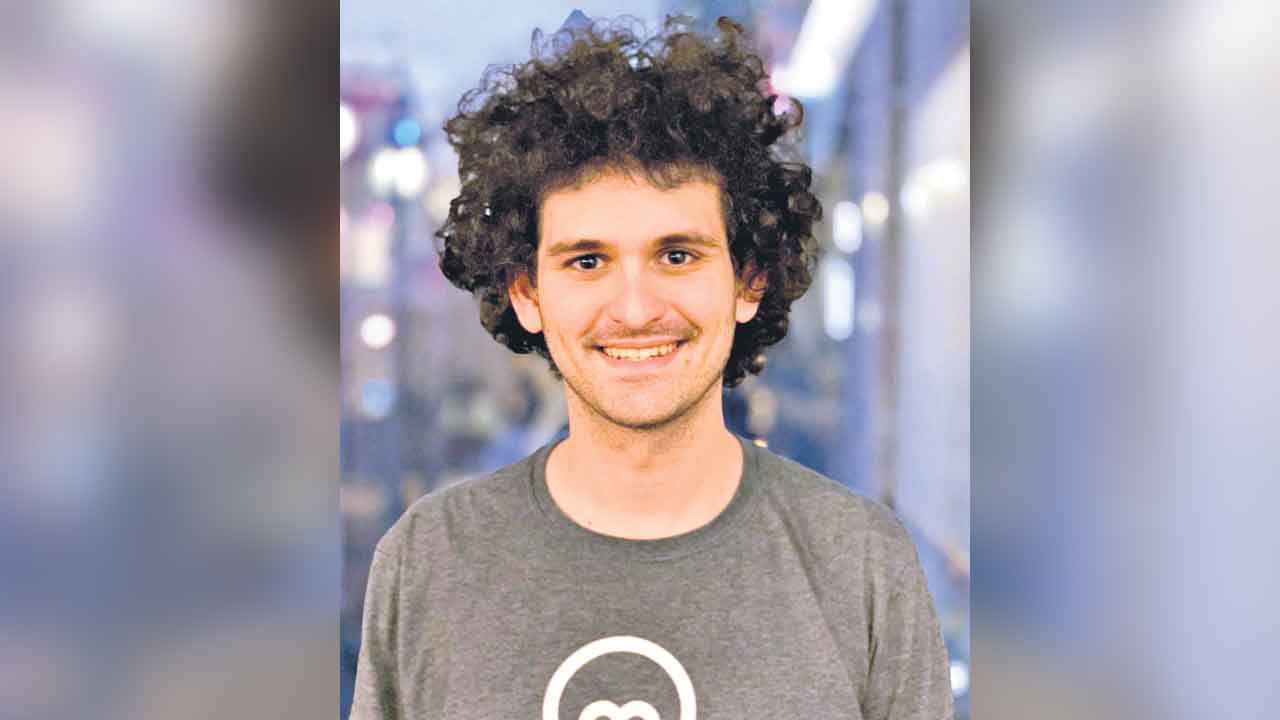 1.36 లక్షల కోట్ల ఆస్తి హుష్‌కాకి